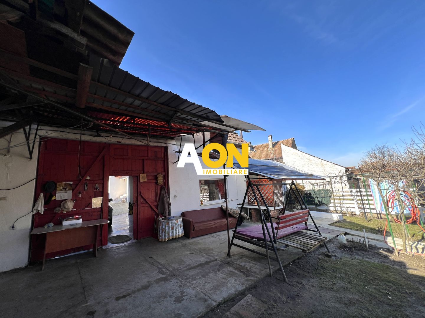 Casa de vanzare pretabila 2 familii, garaj, livada, comuna Pianu - Poză 27