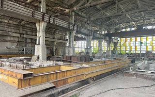 Platformă Industrială cu Cale Ferată si Infrastructură Completă - Poză 3