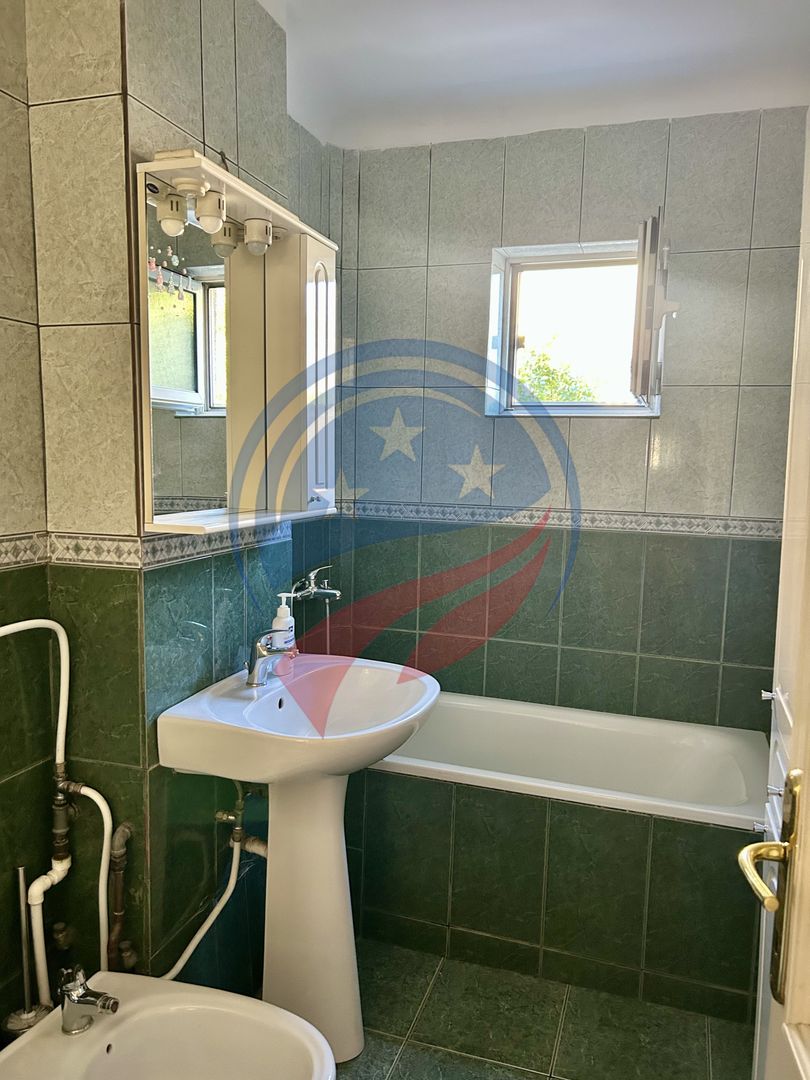 Apartament cu 4 camere de închiriat – spațios, confortabil, etaj 2 - Poză 7
