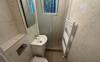 Apartament cu 2 camere, 40mp, Zona Semi-Central - Poză 6