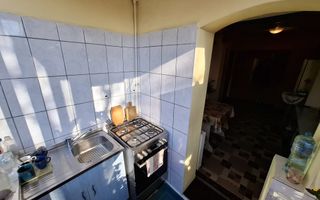 Aradului, 2 camere decomandate, et 3, centrala proprie - Poză 5