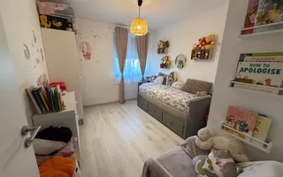 SAD. Pozitie excelenta. Gradina proprie. - Poză 12