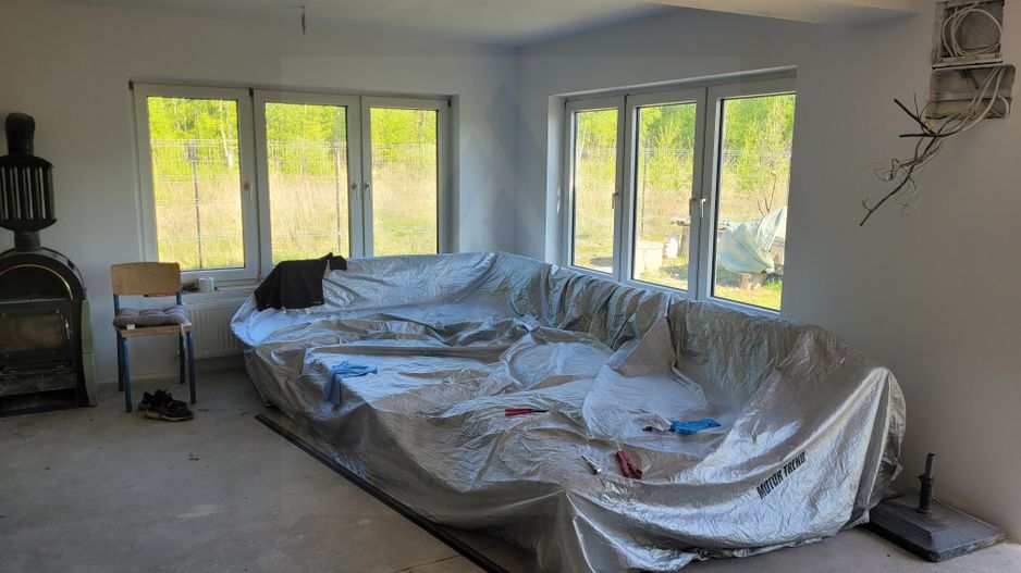 Casa individuala 150 mp 4 camere  pe Valea Avrigului,teren 1050 mp - Poză 2