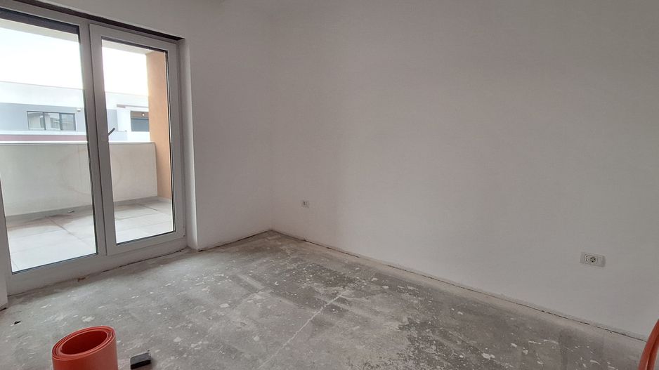 Apartament cu 3 camere, terasa 7.3mp - Kaufland Dumbravita - Poză 6