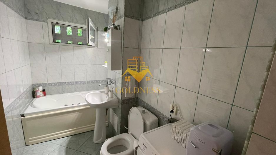3 camere decomandate, Parcare, Manastur, Big, Mehedinti, Baza sportiva - Poză 8