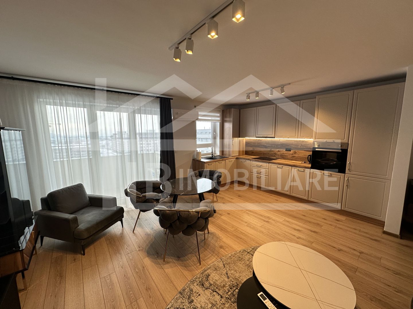 Apartament de 2 camere, 65mp, parcare, Zona Maurer Residence - Poză 1