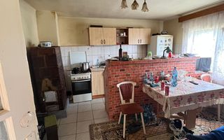 Casă de vânzare 2 camere | Rășinari, Sibiu | 55 mp utili, teren 259 mp - Poză 1