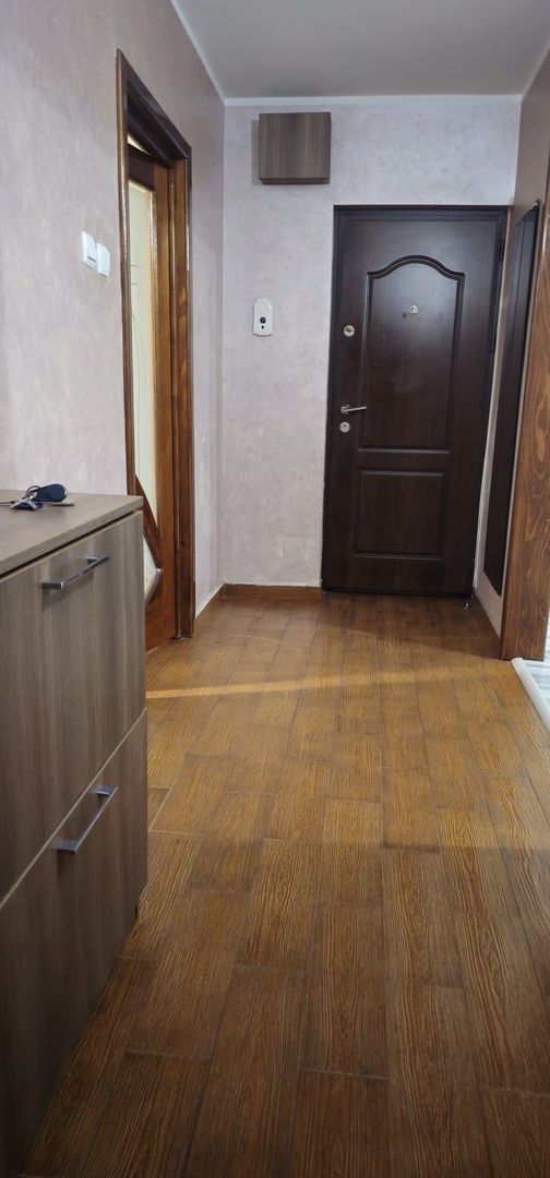 De inchiriat – Apartament 3 camere, 85 mp, partial mobilat - Poză 4