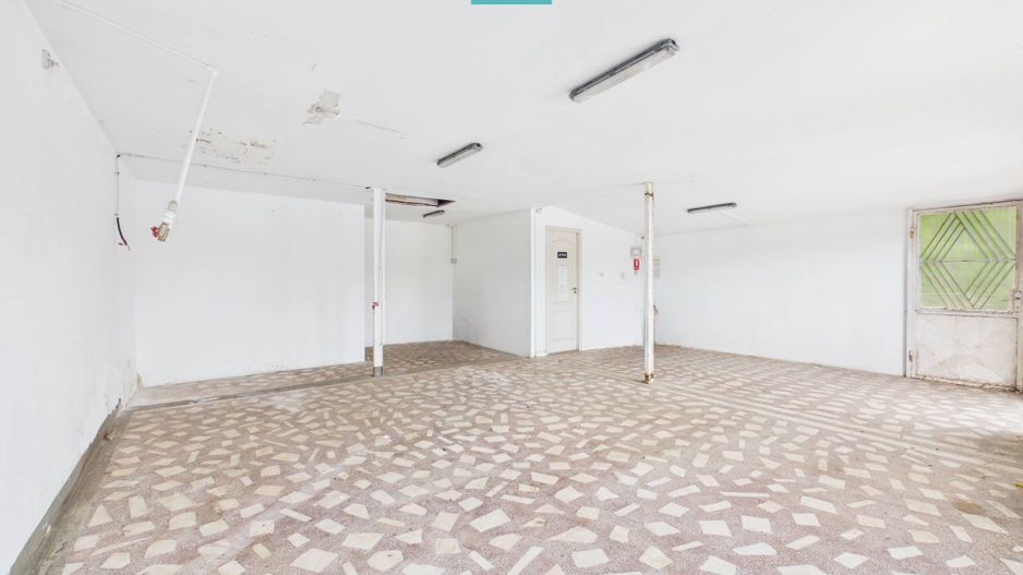 Spațiu comercial de 55mp  în zona Subcetate - Poză 2