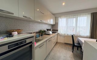 Apartament cu 3 camere - zona str.Ioan Rus - Poză 12