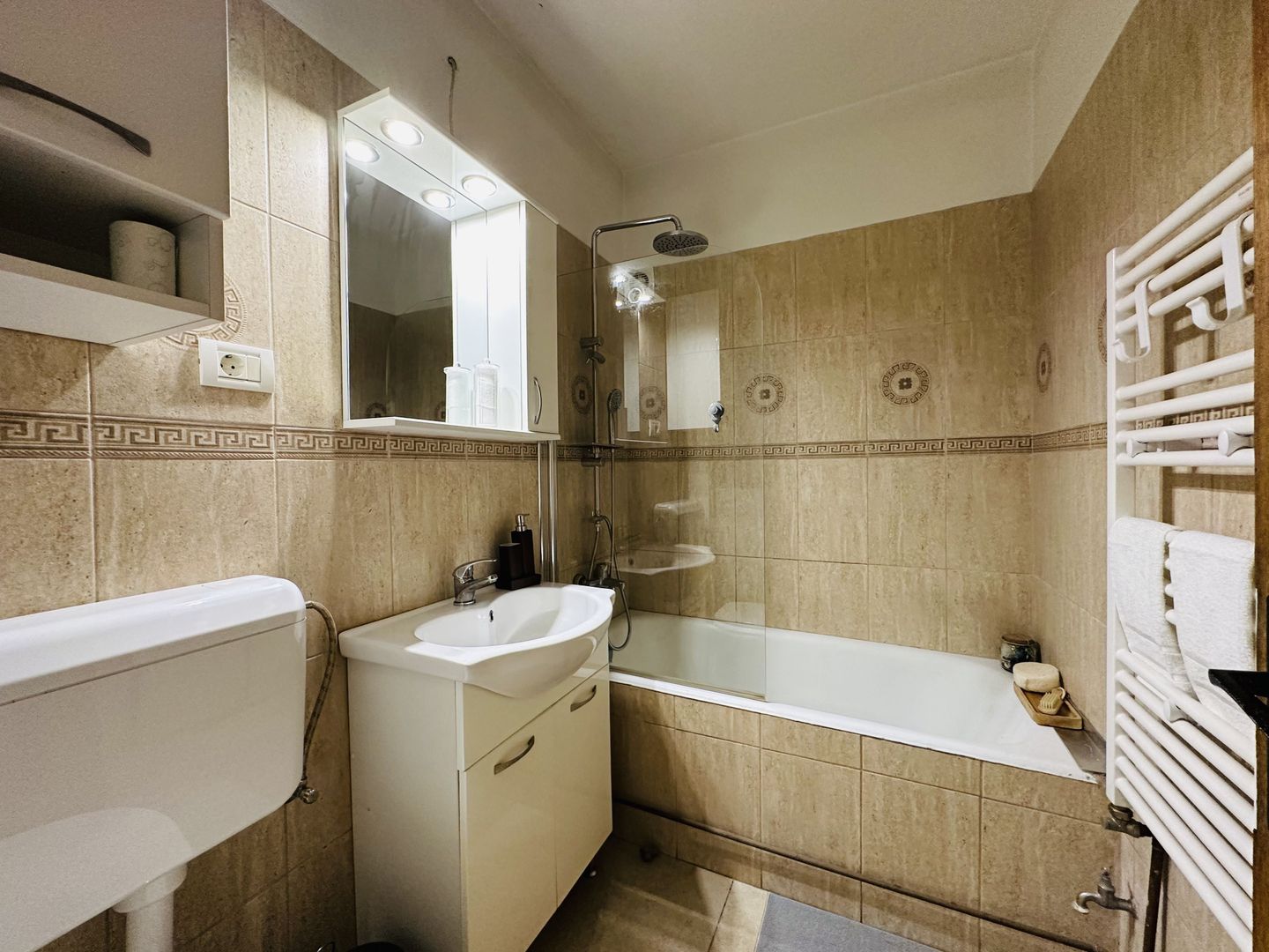 Oferta inchiriata - Apartament spatios langa UPT, cu Garaj | 70 mp - Poză 18