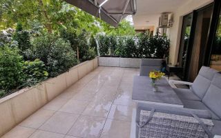 LUX !!! 3 Camere transformate in 2 , terasa de 46mp, mobilat si utilat complet, - Poză 6