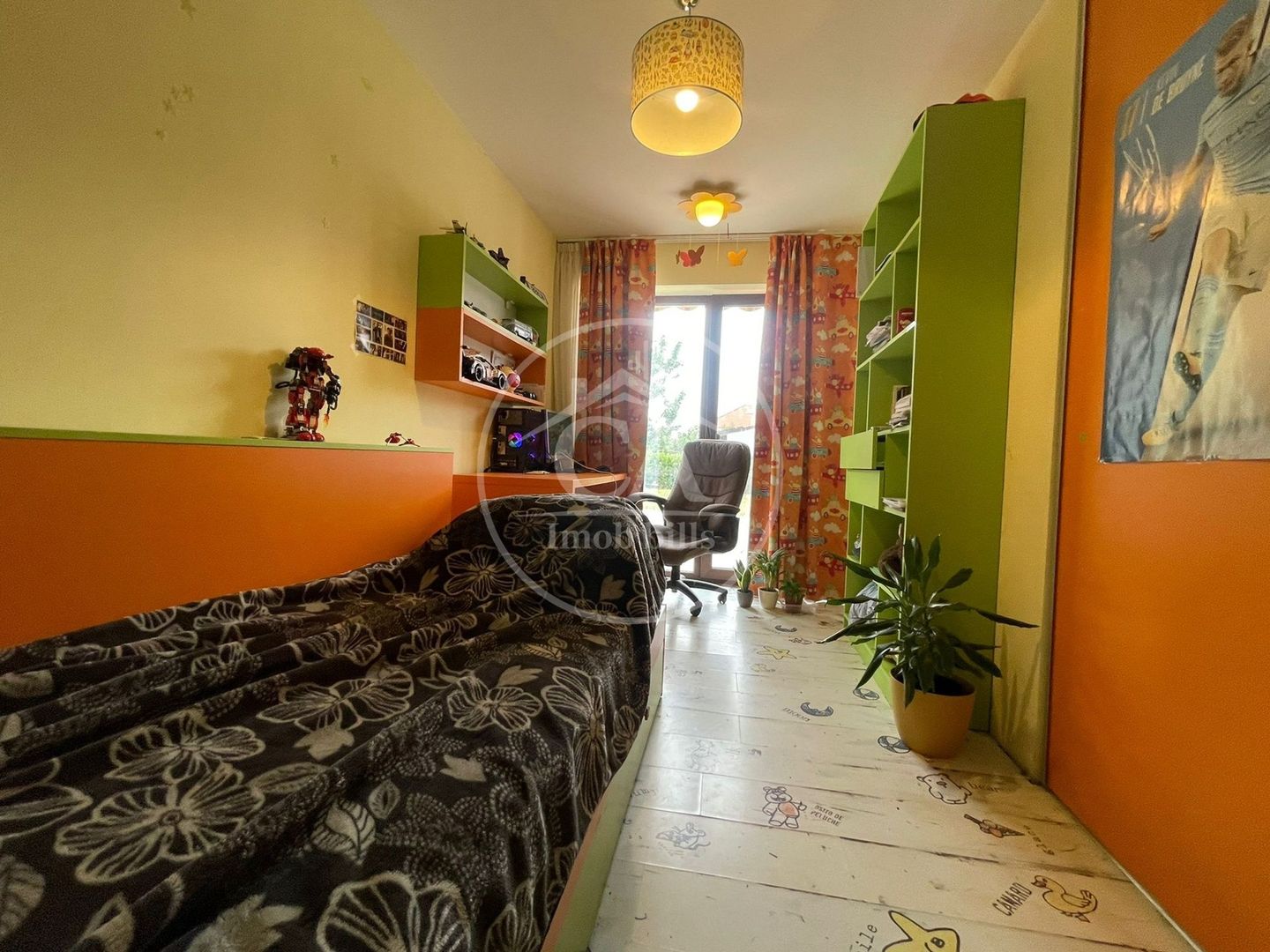 Casa de inchiriat cu 5 camere  in zona Nufaru, Oradea. - Poză 17