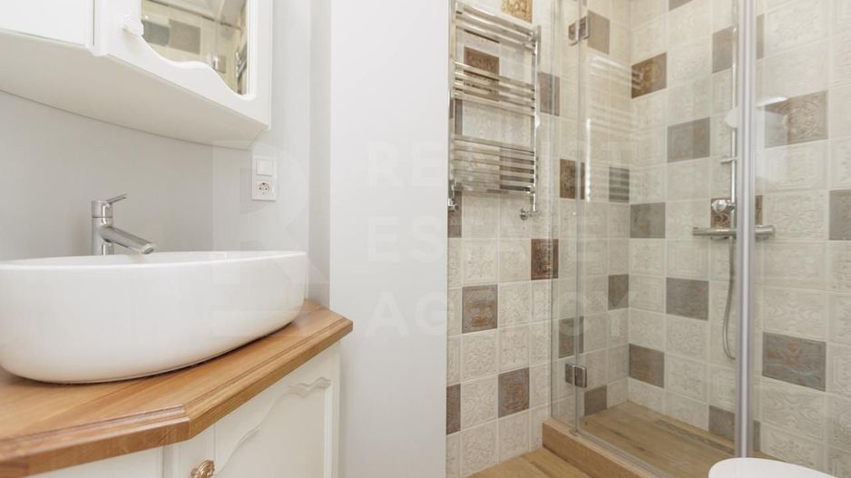 Chirie, apartament, 4 camere, strada Serghei Lazo, Centru - Poză 11