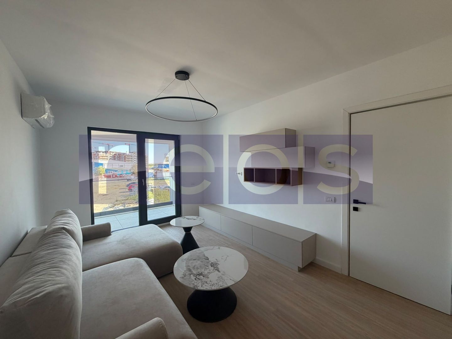 VANZARE APARTAMENT LA CHEIE-MOBILAT | 2 CAMERE | 55MP | TERASA-PARCARE - Poză 1