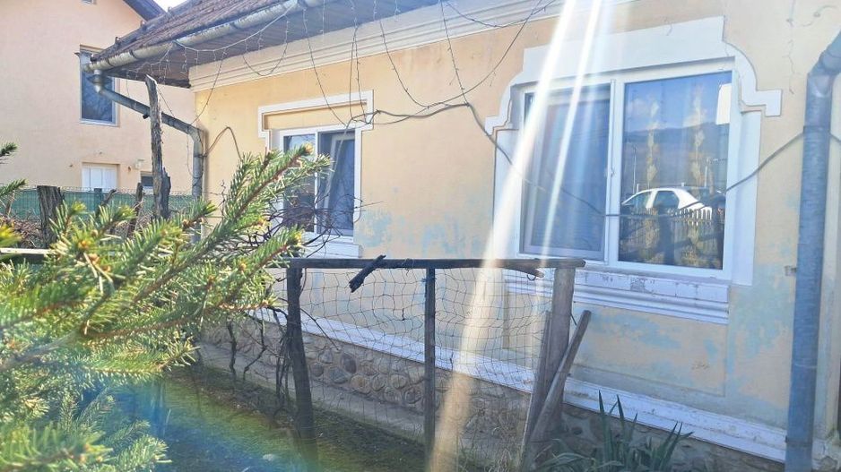 Casă și teren Polovragi - Poză 4