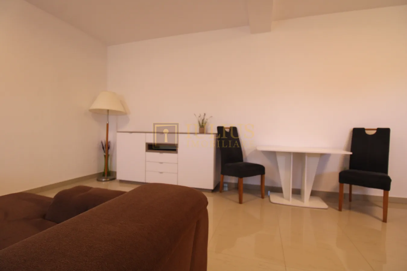 2 camere, centrala proprie-Dumbravita — fotografia 1