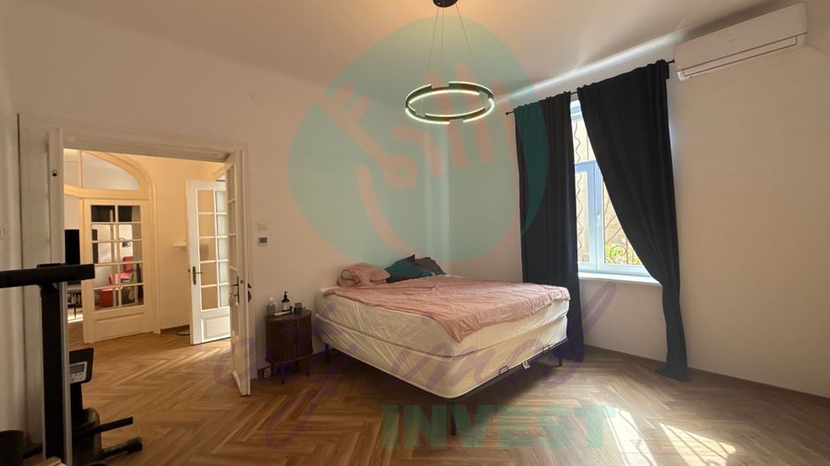 Apartament cochet vila edificata in perioada interbelica - Poză 9