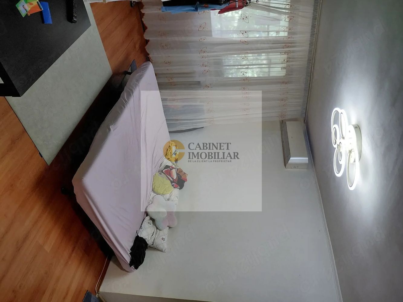 2 Camere | Boxa | Credit | 1/4 | Parcul LINIEI | Pacii X Gorjului - Poză 1