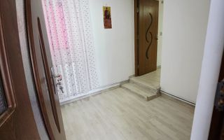 🏡 Casă renovată cu 6 camere, teren 557 mp – Berceni, Prahova - Poză 40
