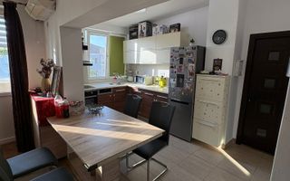 Apartament cu 3 camere | Decebal | Oradea - Poză 1