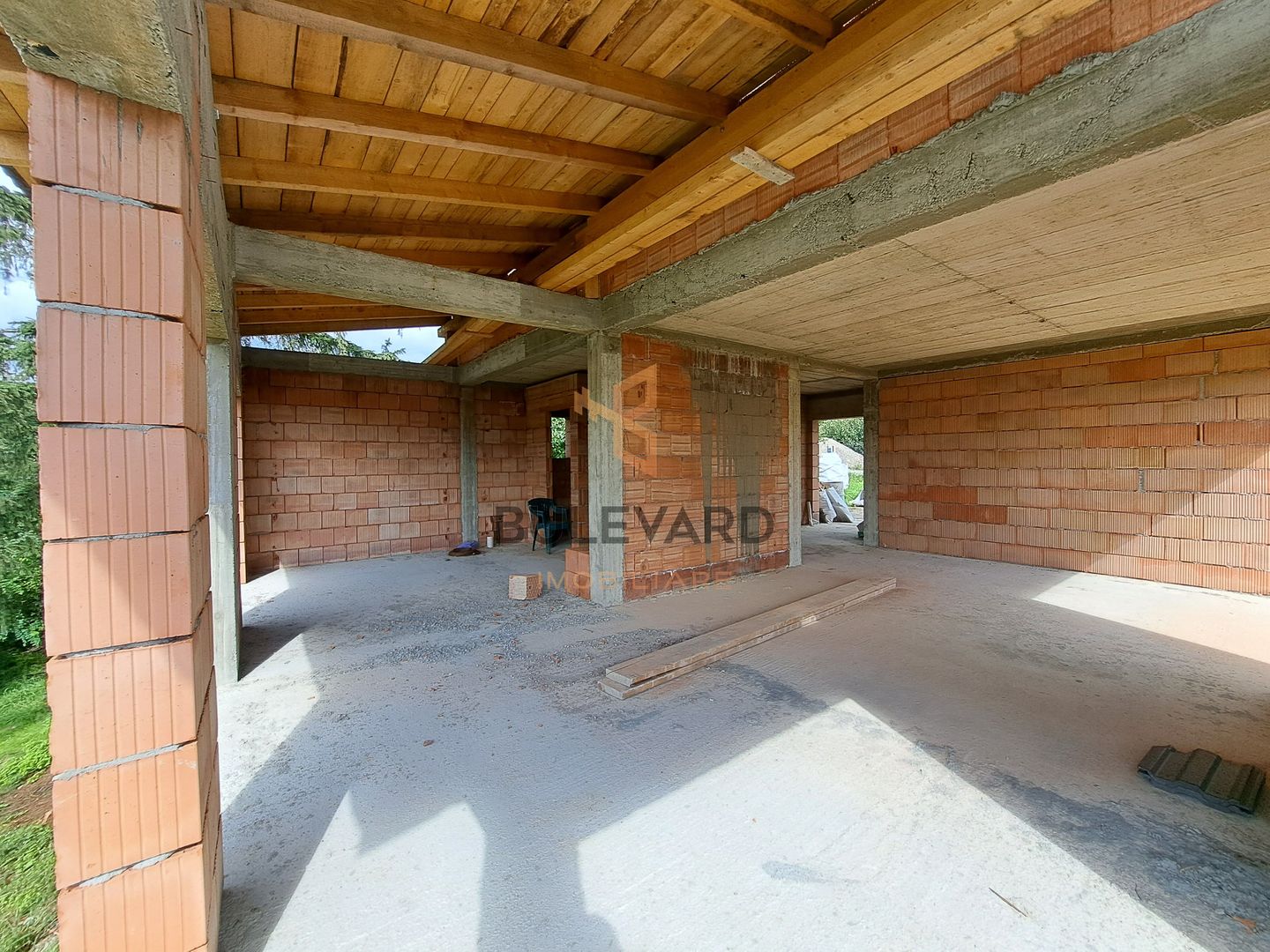 Casa la rosu 172 mp utili, 750 mp teren, view superb! - Poză 15