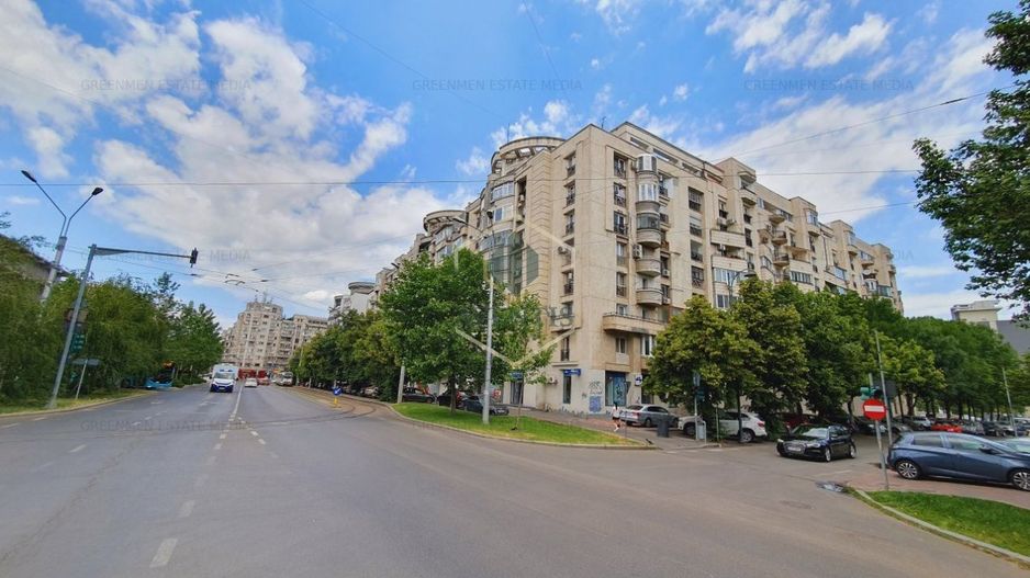 Unirea Shopping Center - Pta Sf. Vineri, renovat complet, 3 balcoane, bloc 1996 - Poză 17