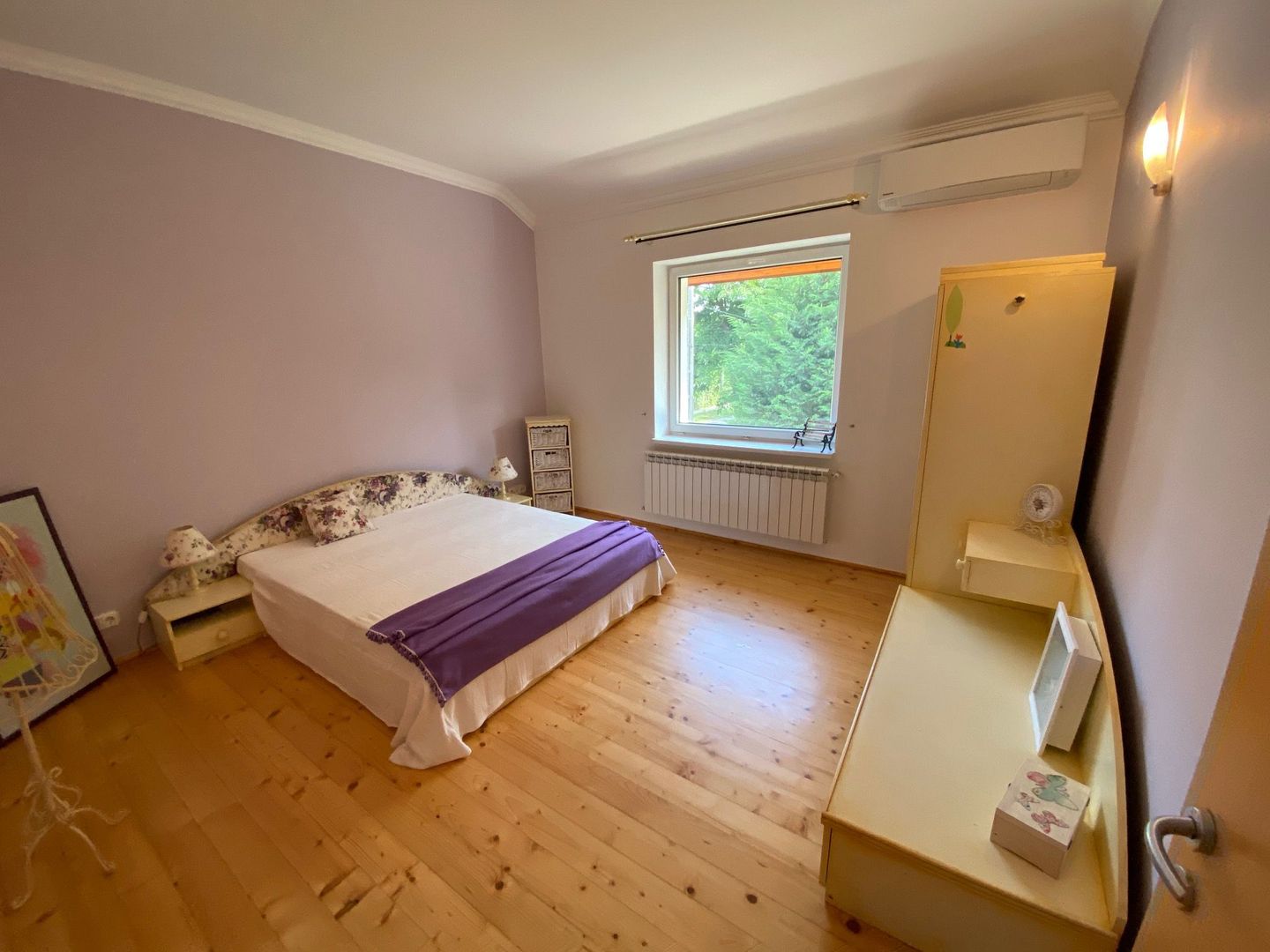 Generoasa si spatioasa - Poză 33