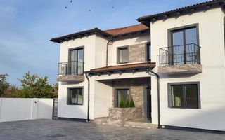 1\2 Duplex Utvin P+E,5 Camere,2 Bai,Toate Utilitatile - Poză 1