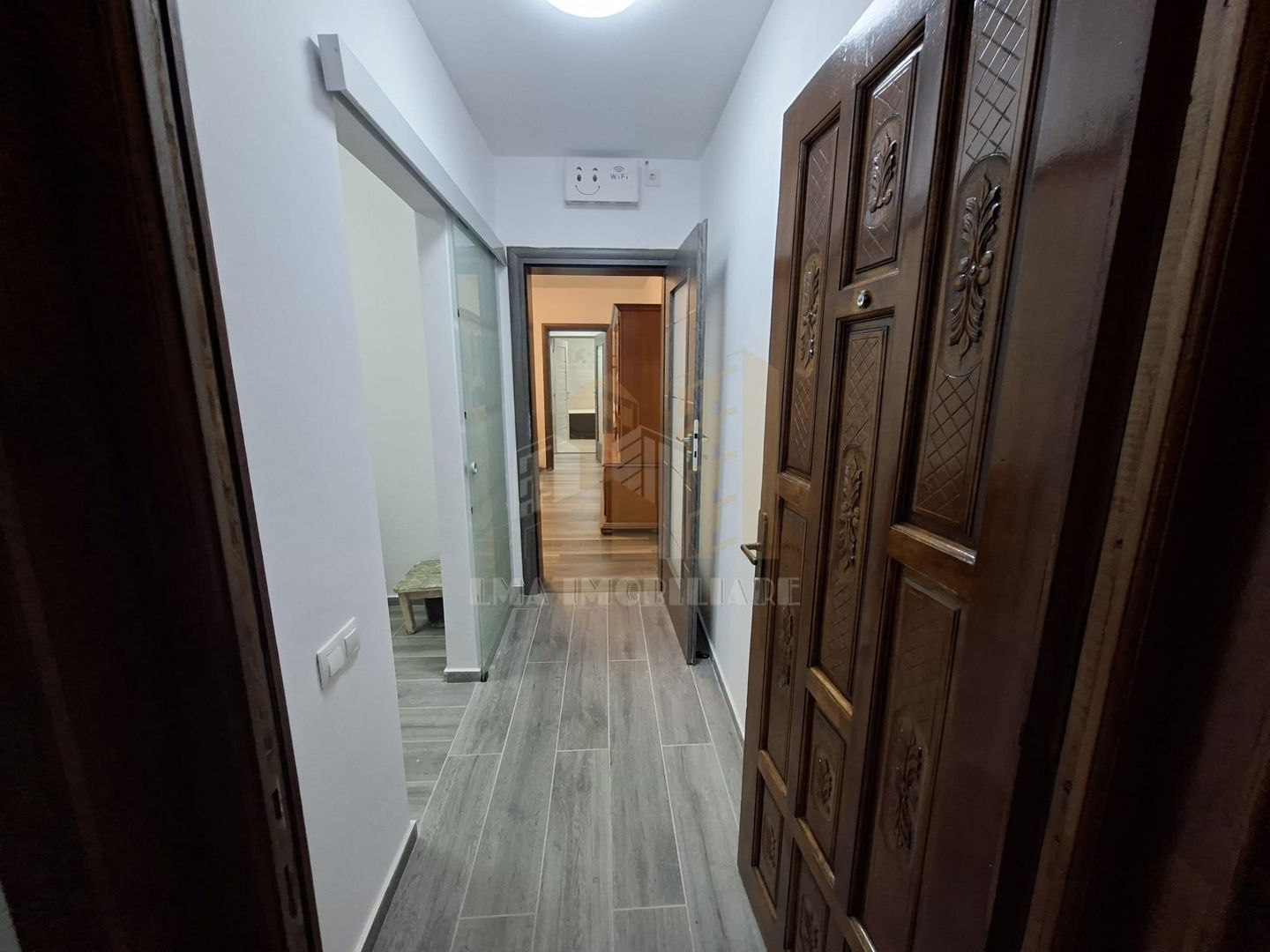 Apartament 2 camere renovat mobilat 2026 Astra Brasov - Poză 1