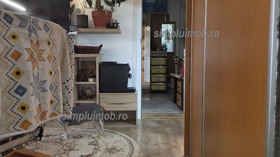 3 camere renovat Brancoveanu stradal Sector 4 - Poză 2