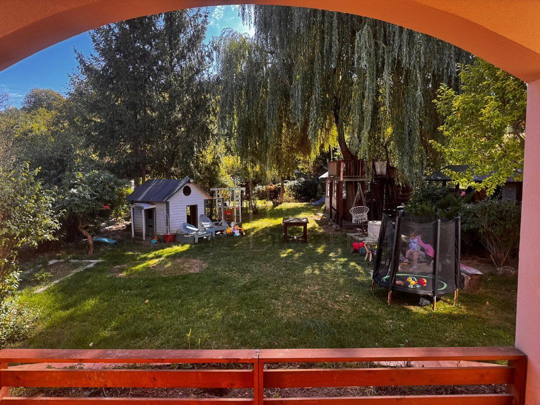 Casa de Vânzare la 4 km de Onești - Poză 11