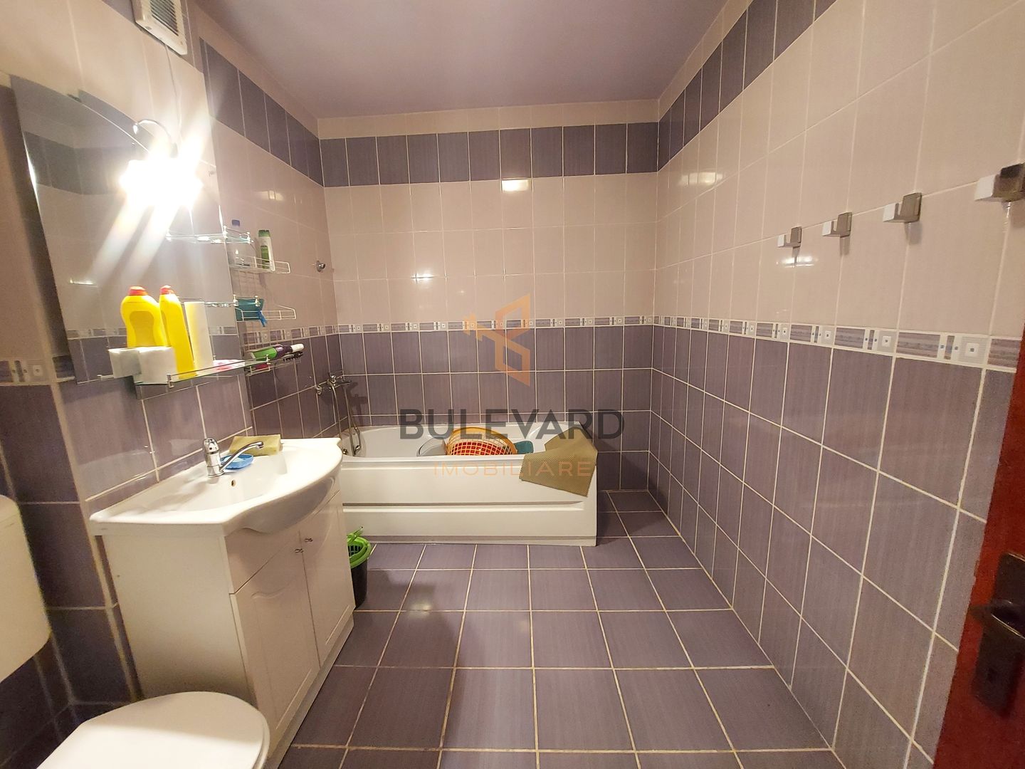Apartament cu 2 camere, zona strazii Eroilor Floresti! - Poză 6