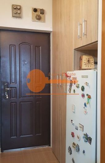 Garsonieră  – Costin Georgian, 10 minute de metrou - Poză 8