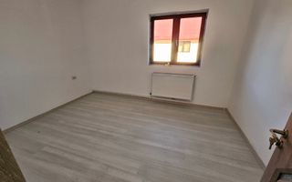 Vila 5 camere in comuna Berceni - Poză 12