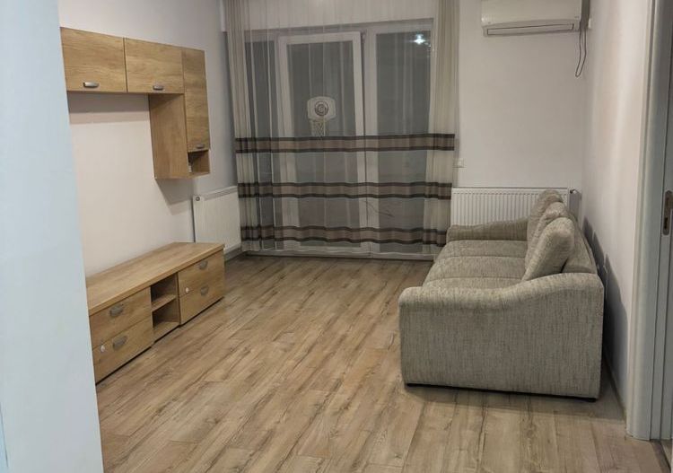Inchiriere apartament 2 camere - Poză 1