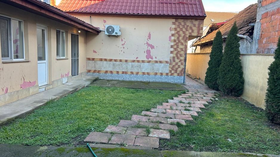 Casă individuală + teren 500 mp - Poză 17