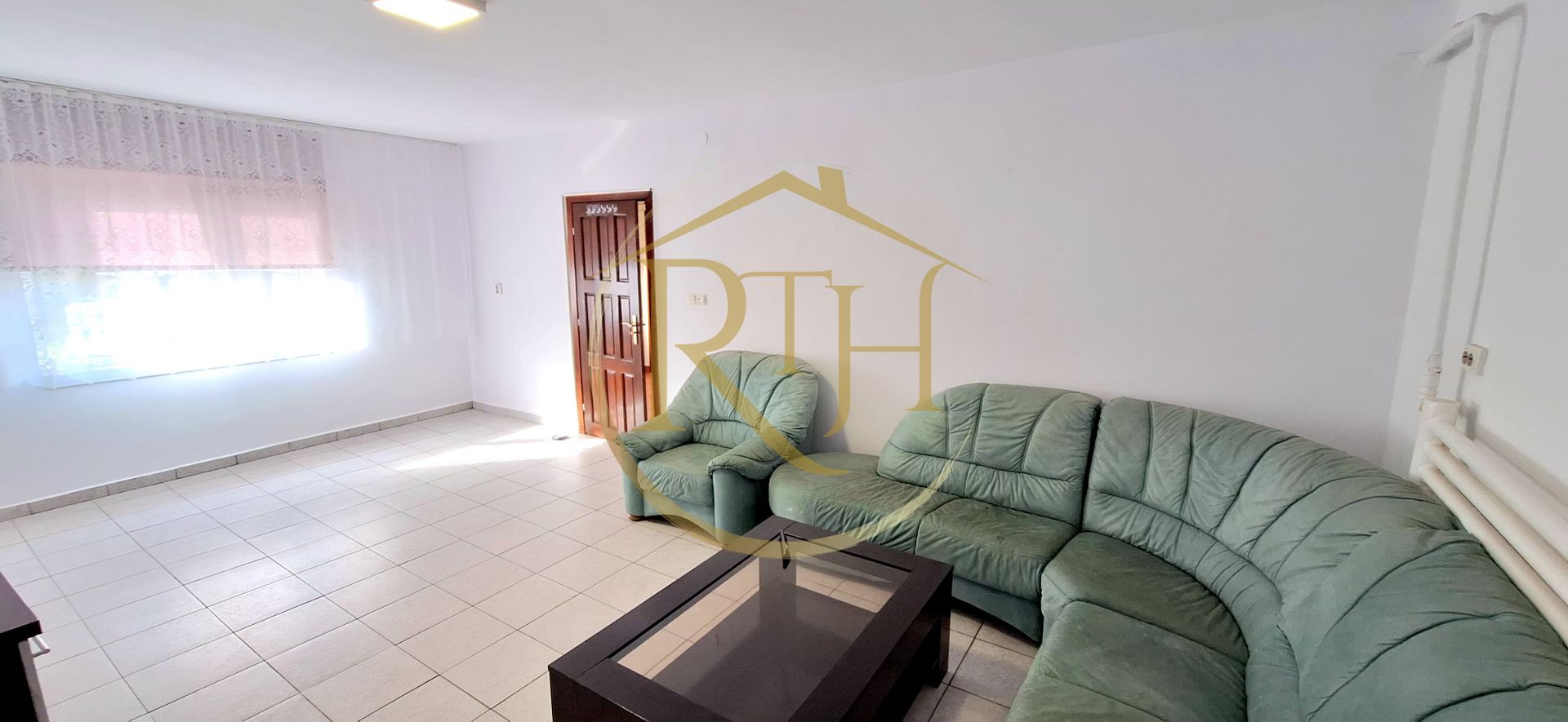 Oferim spre inchiriere casa spatioasa cu 2 camere, Zona Soarelui,cartier privat - Poză 6