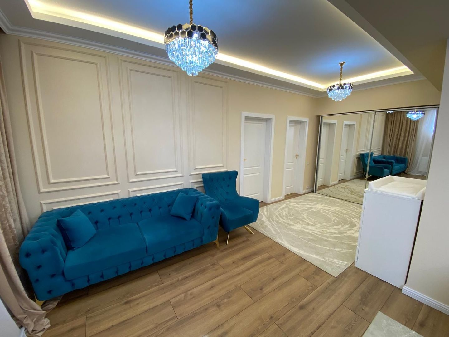 APARTAMENT LUX I SECTOR 1 - Poză 1