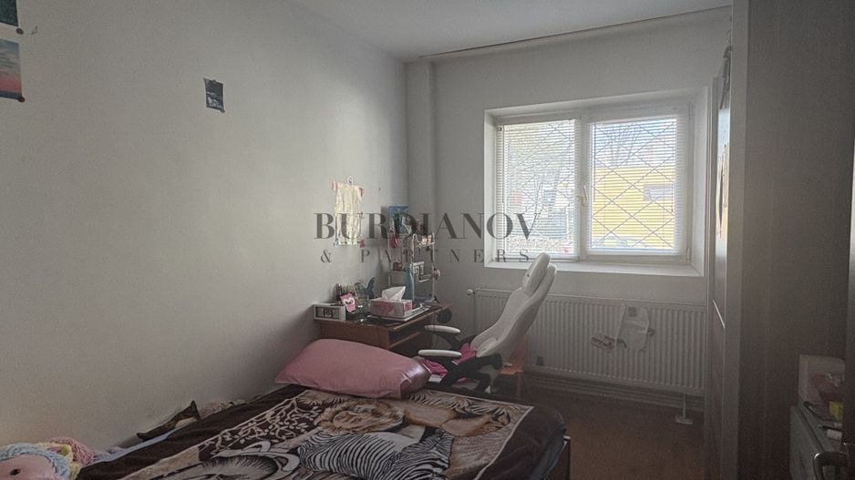 Apartament cu 3 camere - Centrala termica - Rahova - Calea Ferentari 8 - Poză 10