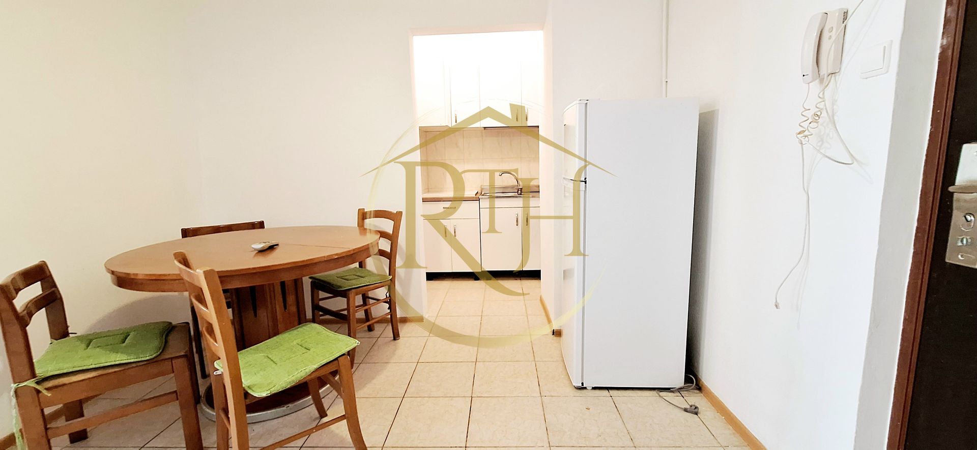 Apartament 2 camere, decomandat, foarte aproape de Iulius Mall - Poză 8