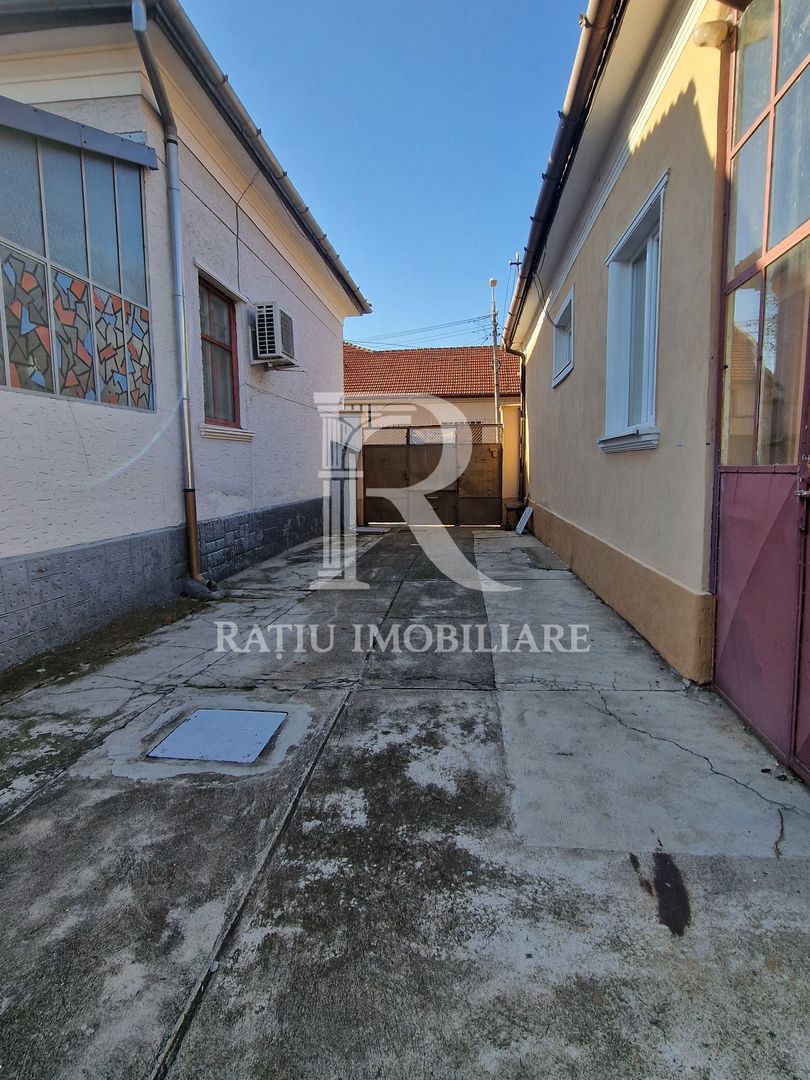 De inchiriat | Spațiu comercial central | Oradea. - Poză 11