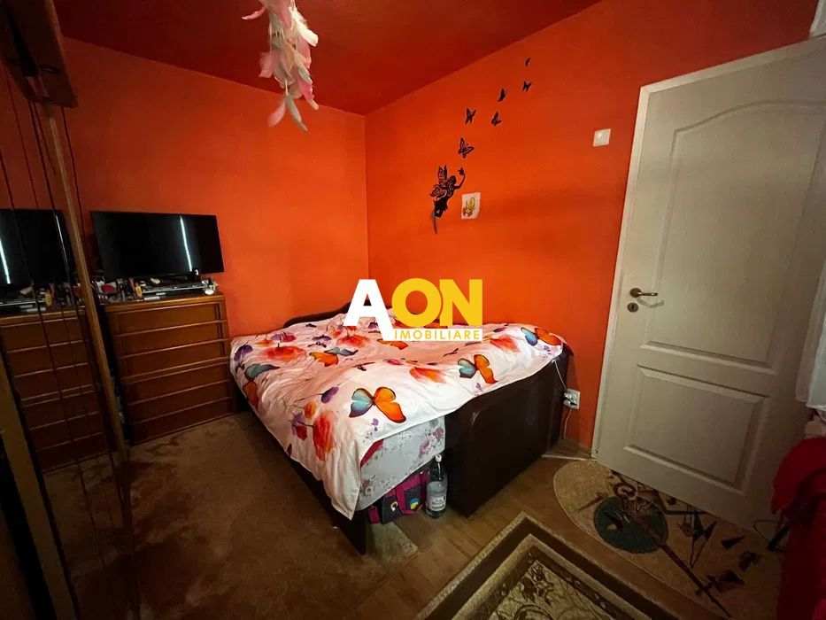 Apartament 2 camere etaj intermediar, Cetate - Poză 4