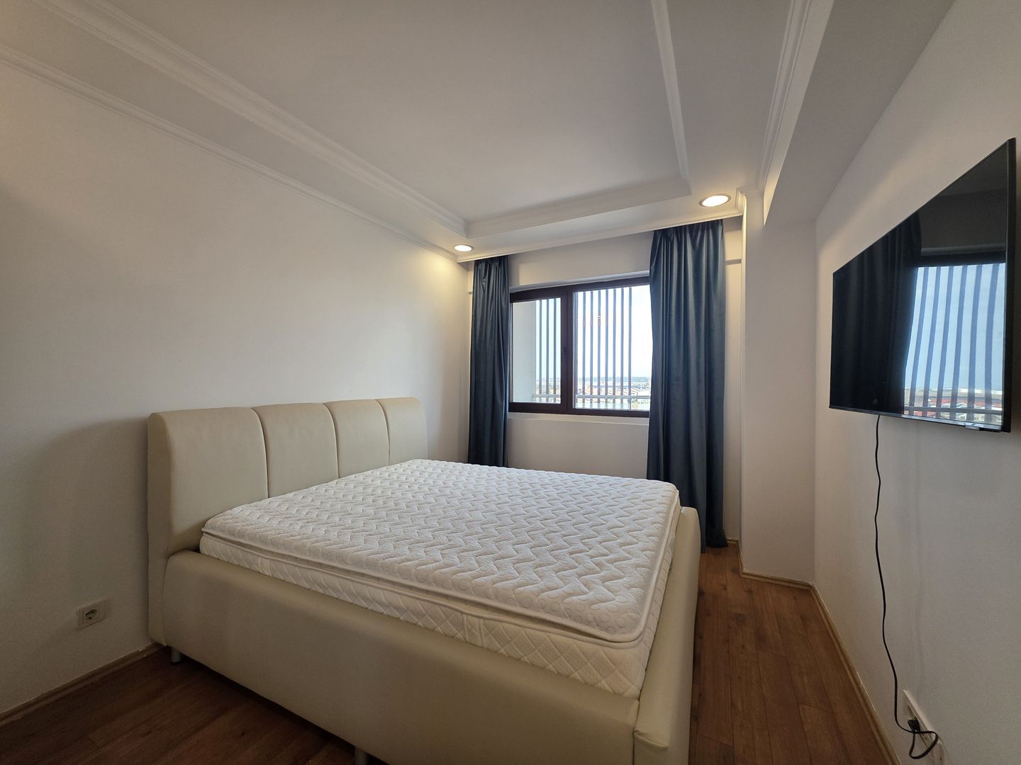 2 camere de inchiriat renovat Padurea Baneasa British School - Poză 4