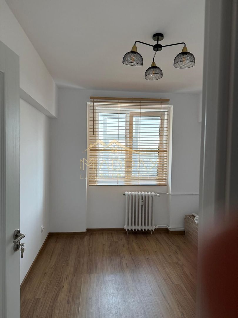 Apartament cu 4 camere de vanzare II Timpuri Noi - Tineretului *** - Poză 13