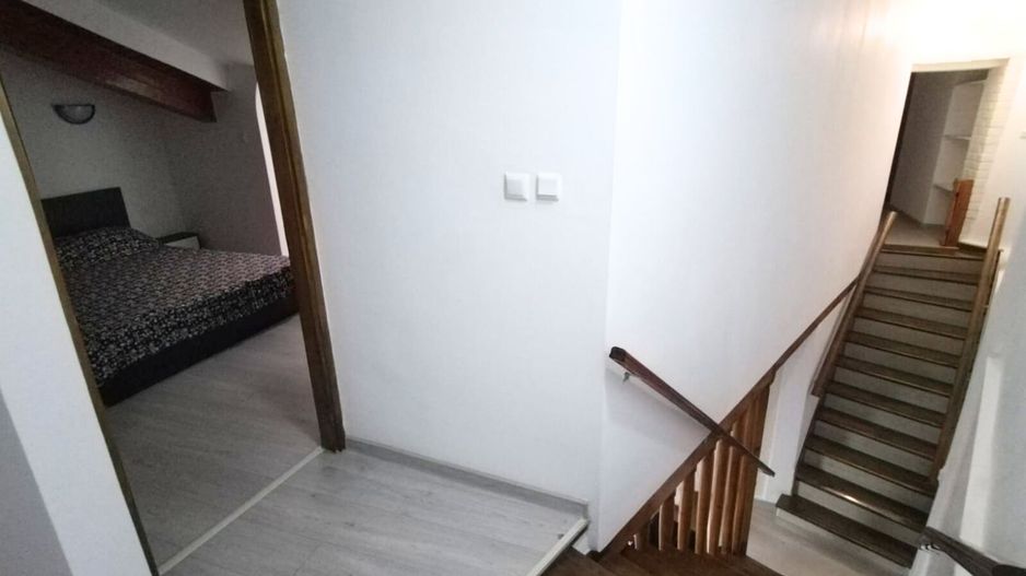 Vilă spațioasă de închiriat 6 camere piscină încălzită zona de Nord - Poză 9