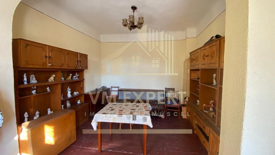 CASA 3 CAMERE, TEREN 300 MP, CENTRU, CAMPULUNG - Poză 3