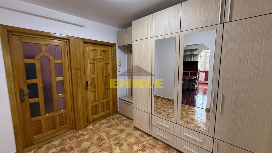 Apartament 2 camere – Zona Bazar. - Poză 2