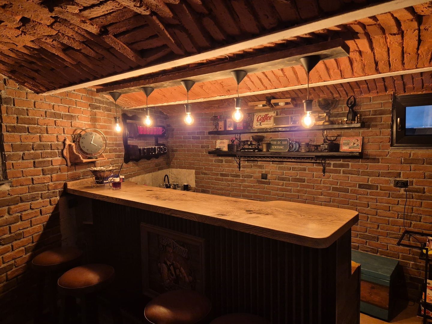 Str Lunga, zona Mielul Alb, spatiu comercial de 82mp tip crama, 129900 euro - Poză 14