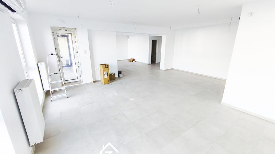 Maurer - Spatiu comercial - Parter - 91 mp, 2 toalete si balcon - Poză 1